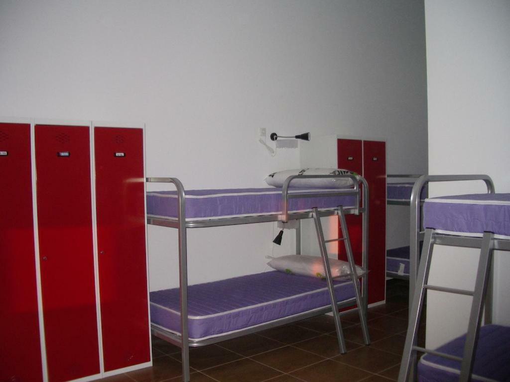 Apartamentos La Fonda Aninon Zewnętrze zdjęcie