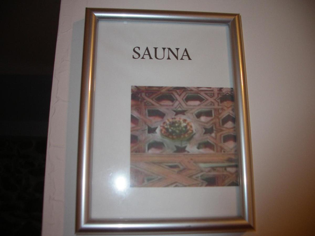 Apartamentos La Fonda Aninon Zewnętrze zdjęcie