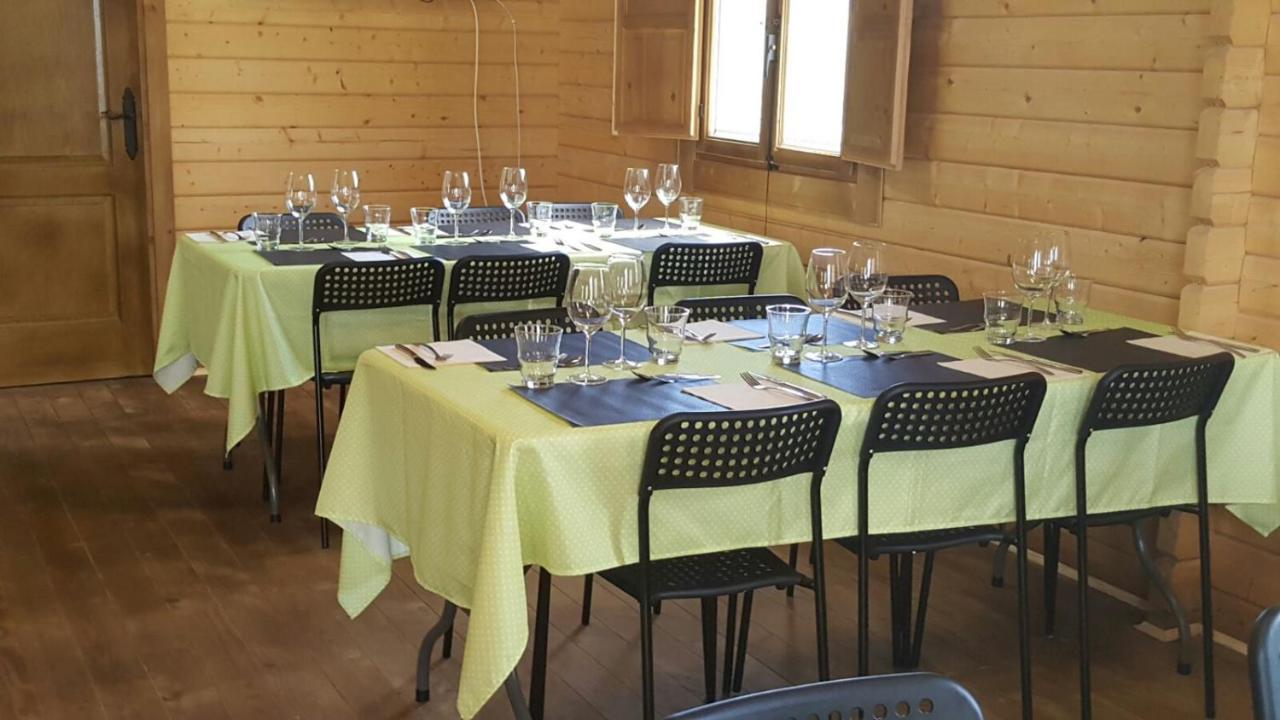 Apartamentos La Fonda Aninon Zewnętrze zdjęcie